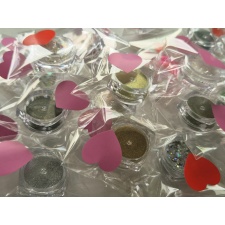 Kingitus sädelus (saadan juhuslikult) alates 10€ tellimusest! Lisa ise ostukorvi kui tellimuse summa ilma saatekuluta on vähemalt 10€. Iga tellimuse kohta 1 tükk