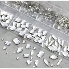 Crystal Clear klaaskristallide mix karbis (umbes 1500 tk)